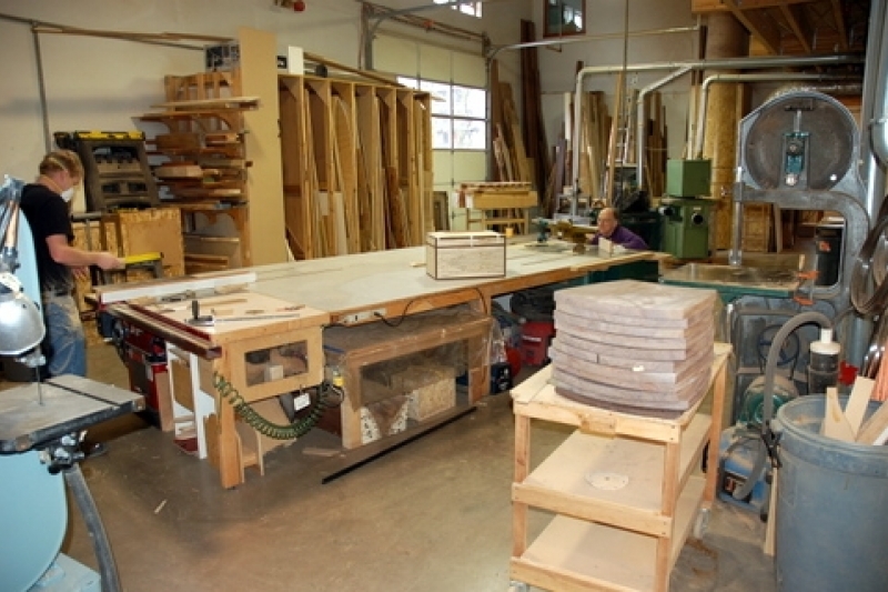 Woodworking Bench Space Access to fully equipped 